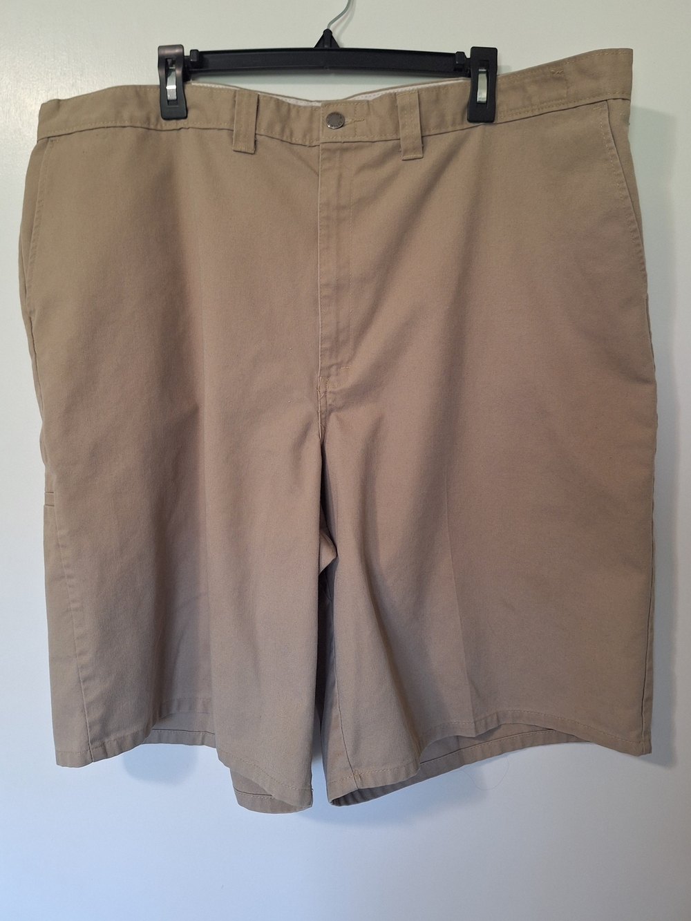 Dickies Men's Classic Baggy Tan Cotton Poly Blend Shorts